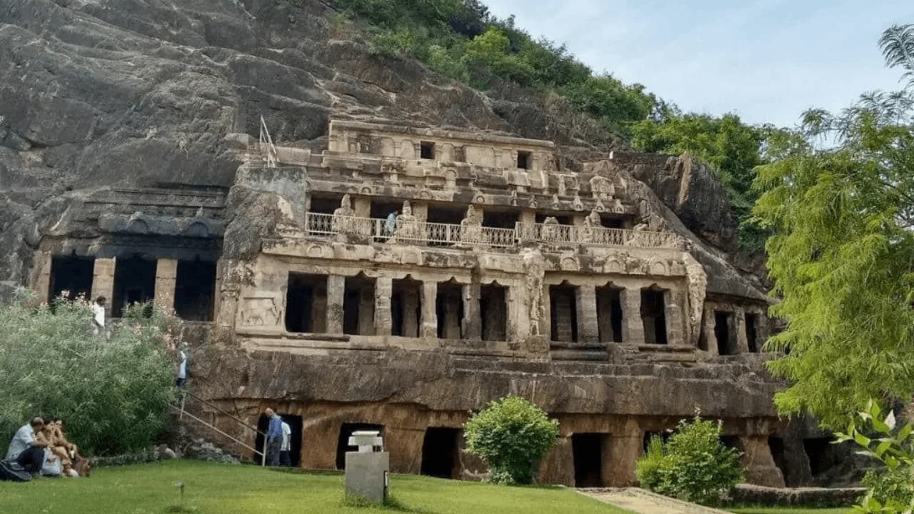 Discover the Hidden Gems: Top 10 Must-Visit Vijayawada Tourist Places