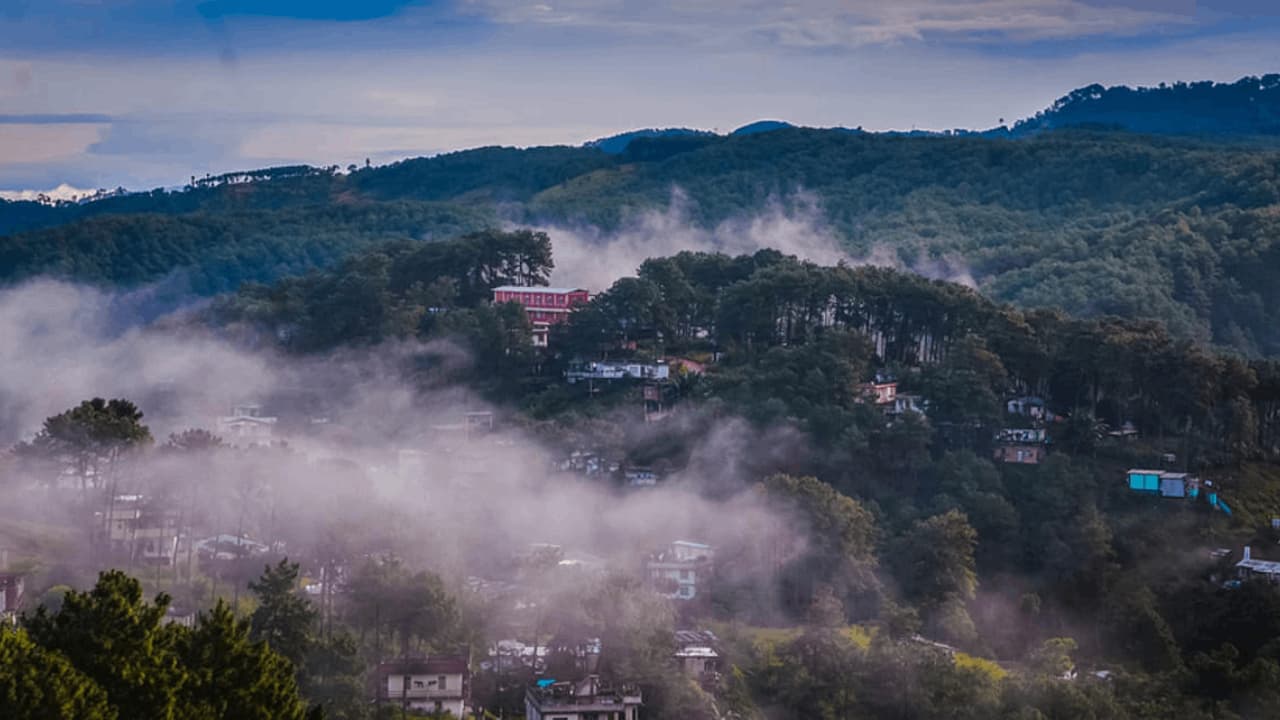 Rain-Soaked Trails and Panoramic Tales – 4 Days 3 Nights Shillong Cherrapunji Tour Package