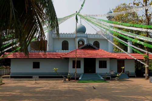 India’s Syncretic Shrines: Where Faiths Intertwine in Harmony