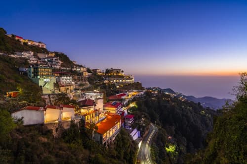 Mussoorie Honeymoon Package: Whisk your love away to the Queen of Hills