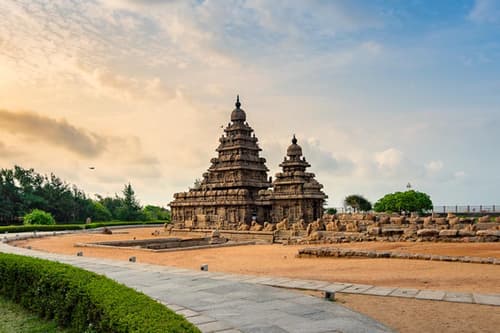 Spiritual & Coastal Escape: 5N Tamil Nadu Tour to Madurai, Rameswaram, Kanyakumari & Kovalam