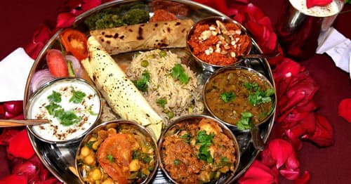 Thali Trails: Statewise Culinary Journeys on One Plate