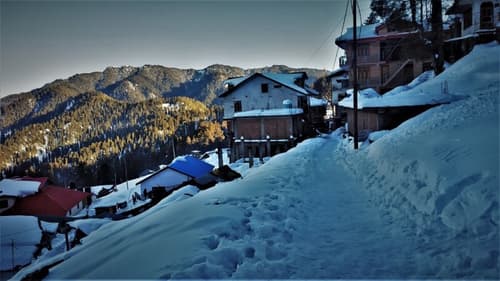 Narkanda Tourist Places: Snow Capped Serenity