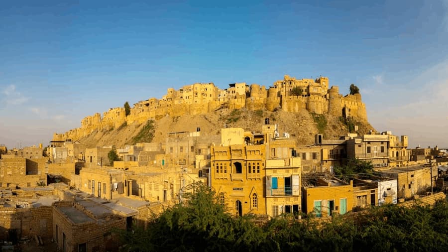 Cinematic Pilgrimages: Travel India Through the Lens of Bollywood