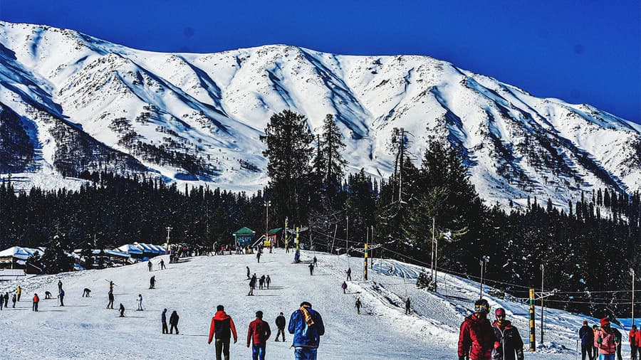 Gulmarg Honeymoon Package: Where Every Snowflake is a Promise of Love, and Every Moment is a Memory Waiting to be Made