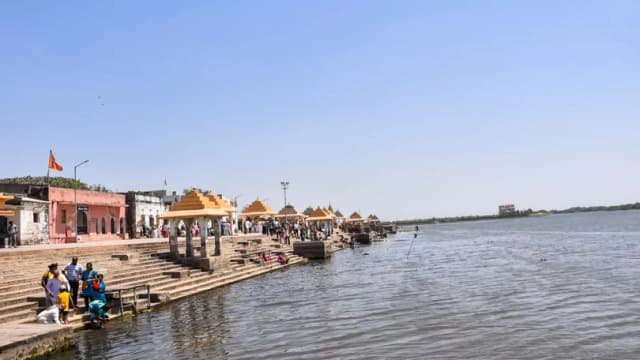 Gujarat Spiritual & Wildlife Tour: Dwarka, Somnath & Gir