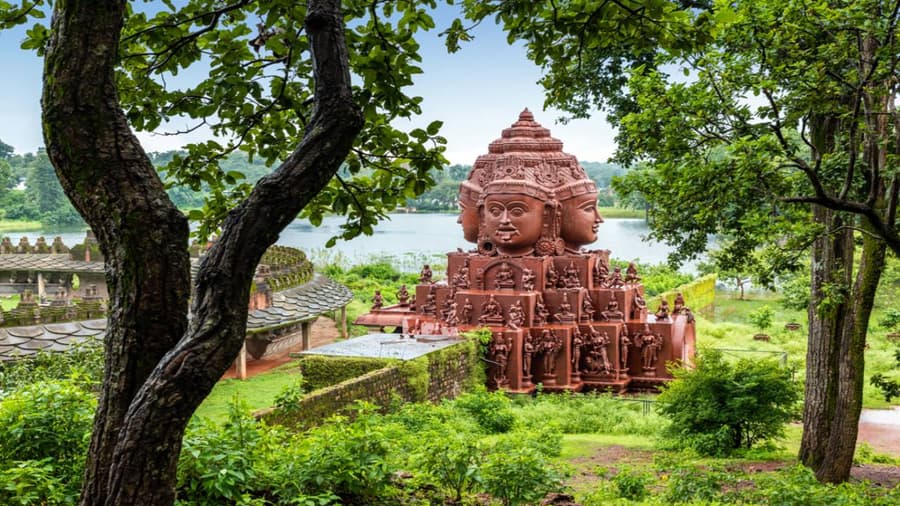 Top Tourist Places in Amarkantak: Sacred Sites & Scenic Beauty