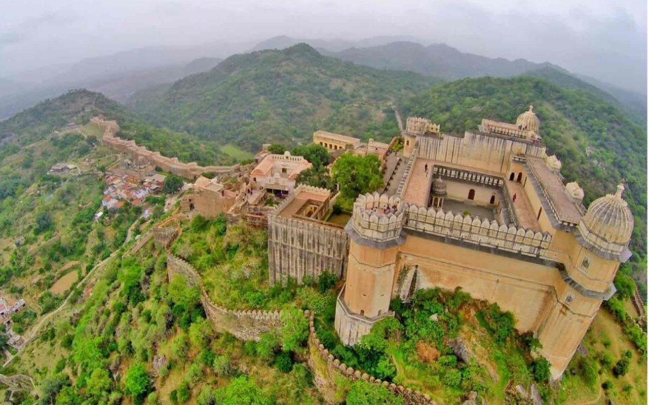 Kumbhalgarh Tourist Places: Forts, Hills & Historic Attractions